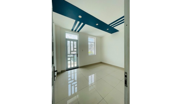 MẶT TIỀN KINH DOANH - NGAY GÒ XOÀI - LÔ TƯ - GIÁP TÂN PHÚ - 3 TẦNG MỚI ĐẸP - 52M2 (4x13M) -  GIÁ 5.15 TỶ